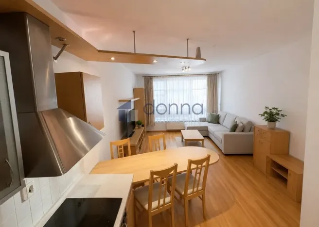 Pronájem bytu 2+kk, Praha, K Zelené louce, 62 m2