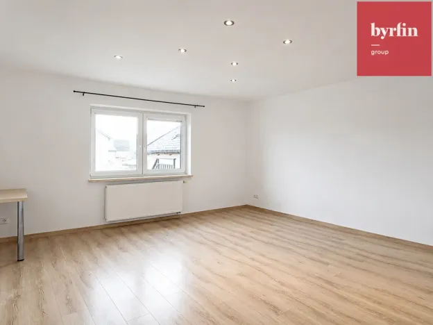 Pronájem bytu 1+1, Kravaře, Opavská, 41 m2