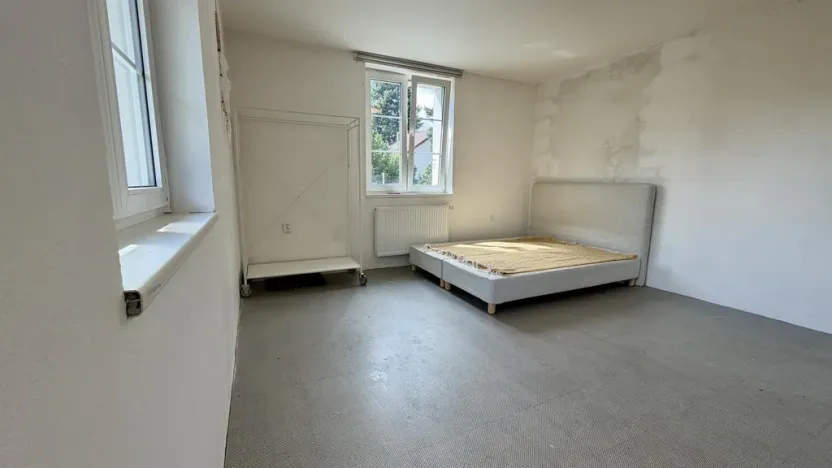 Pronájem bytu 3+kk, Praha - Klánovice, Divecká, 100 m2