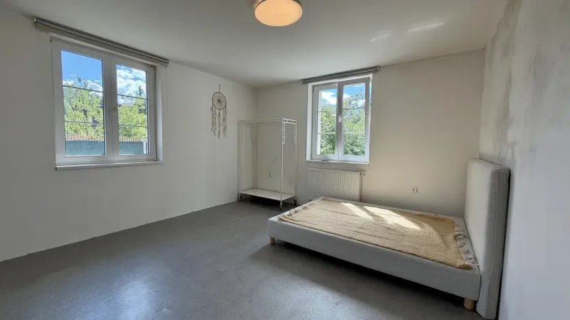 Pronájem bytu 3+kk, Praha - Klánovice, Divecká, 100 m2