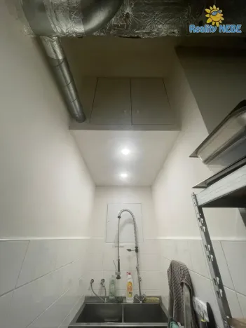 Pronájem obchodního prostoru, Praha - Nové Město, Dlážděná, 90 m2