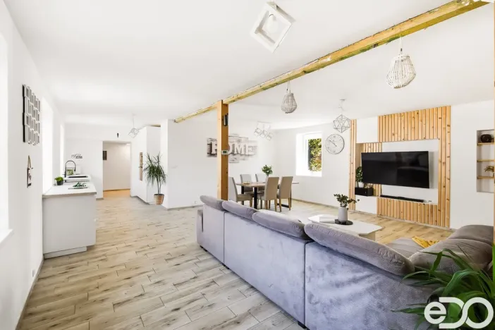 Prodej rodinného domu, Dobrovice, Husova ulice, 213 m2