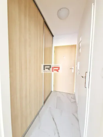 Pronájem bytu 1+kk, Olomouc - Hodolany, Kavaleristů, 26 m2