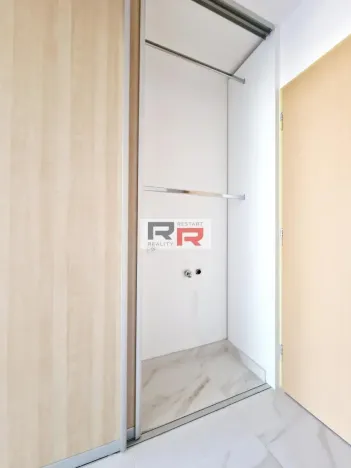 Pronájem bytu 1+kk, Olomouc - Hodolany, Kavaleristů, 26 m2