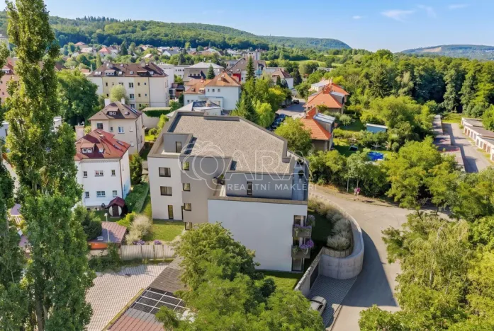 Prodej bytu 1+kk, Praha - Modřany, Okružní, 42 m2