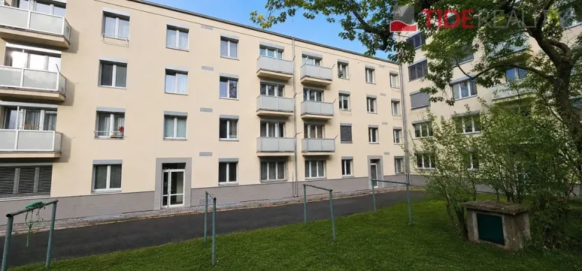 Pronájem bytu 1+kk, Praha - Břevnov, Nad Kajetánkou, 26 m2