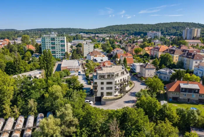 Prodej bytu 2+kk, Praha - Modřany, Okružní, 57 m2
