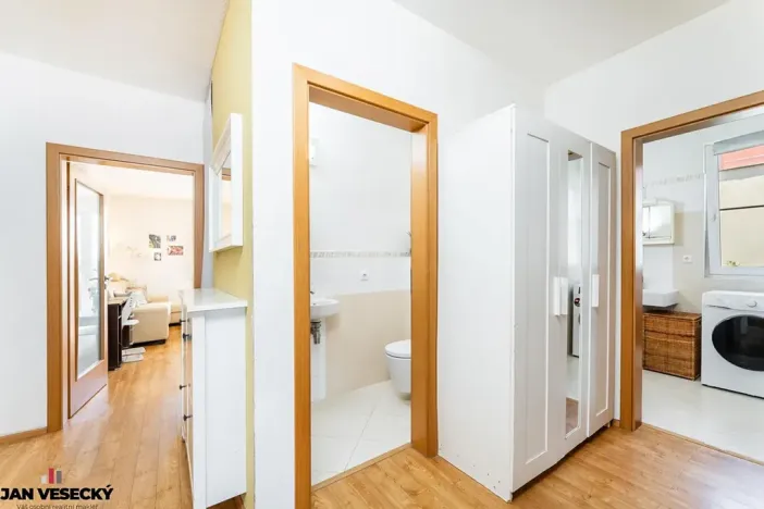 Prodej bytu 3+kk, Praha - Třeboradice, Špeciánova, 74 m2