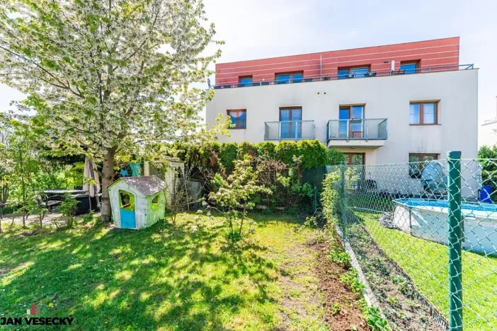 Prodej bytu 3+kk, Praha - Třeboradice, Špeciánova, 74 m2