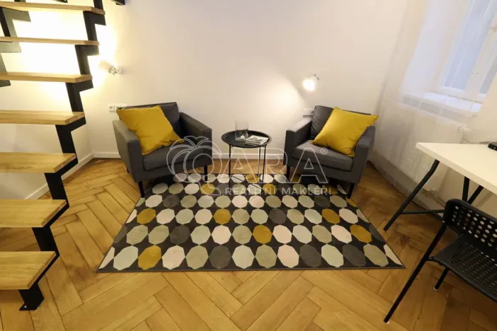 Pronájem bytu 2+1, Praha - Nové Město, Hybernská, 54 m2