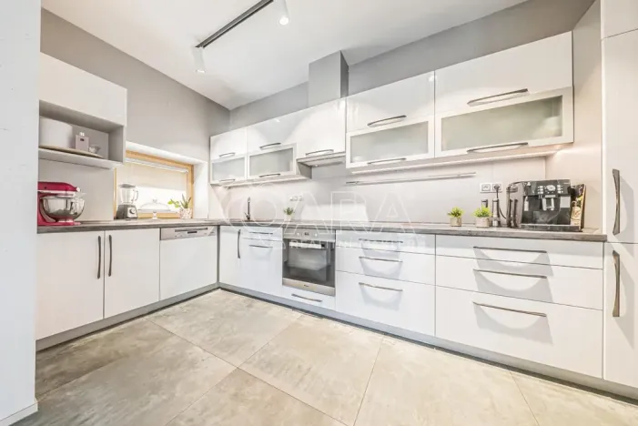 Prodej rodinného domu, Praha - Běchovice, Václava Kovaříka, 328 m2