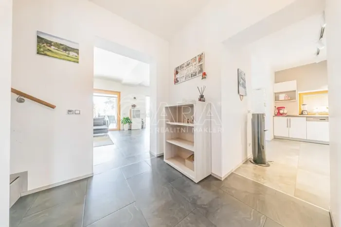 Prodej rodinného domu, Praha - Běchovice, Václava Kovaříka, 328 m2