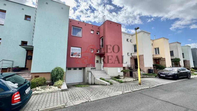 Prodej rodinného domu, Uherské Hradiště - Jarošov, Dolní, 180 m2