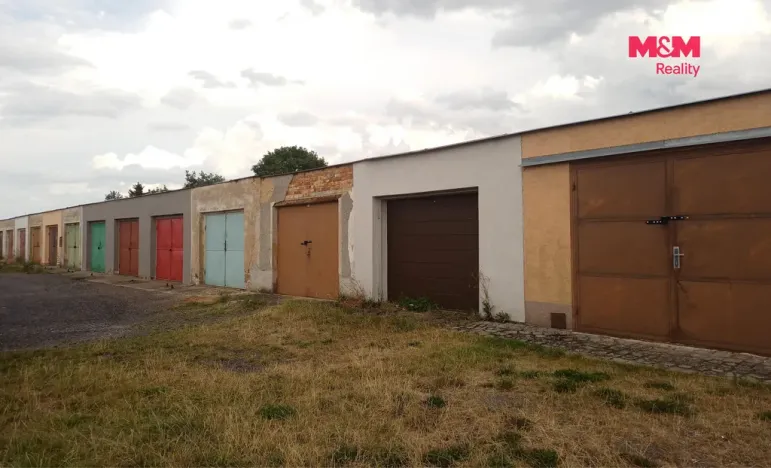 Prodej garáže, Komárov, 28. října, 19 m2