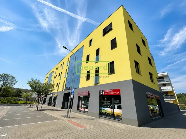 Pronájem bytu 2+kk, Brno, Wágnerova, 39 m2