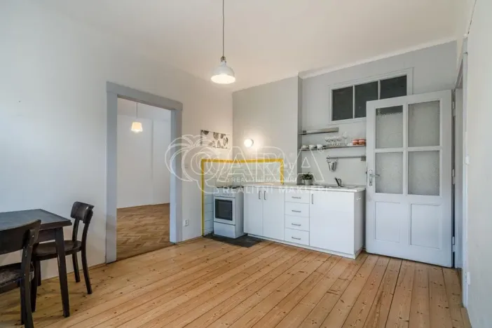 Pronájem bytu 2+kk, Praha - Smíchov, Xaveriova, 51 m2