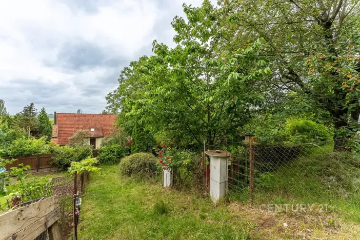 Prodej zahrady, Horoměřice, 327 m2