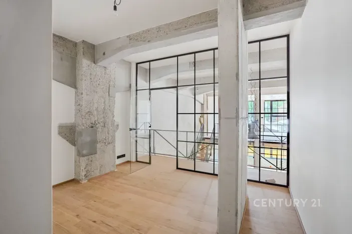 Prodej bytu 4+kk, Praha - Vysočany, Kolbenova, 176 m2