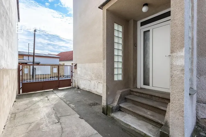 Prodej rodinného domu, Krupka, Náves, 297 m2