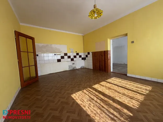 Prodej rodinného domu, Velký Týnec - Čechovice, Týnecká, 350 m2