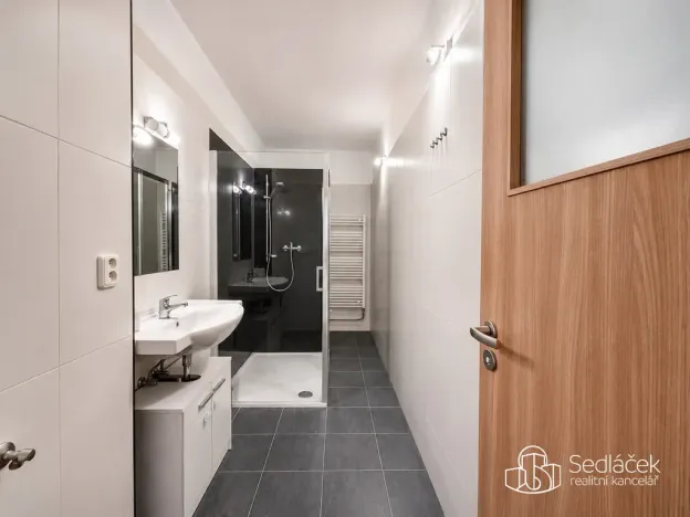 Pronájem bytu 2+1, Sokolov, nábřeží Petra Bezruče, 64 m2