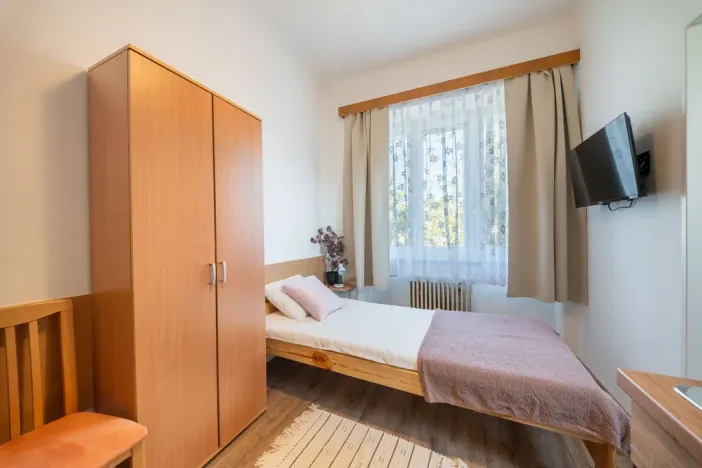 Pronájem bytu 1+kk, Znojmo, Vídeňská třída, 14 m2