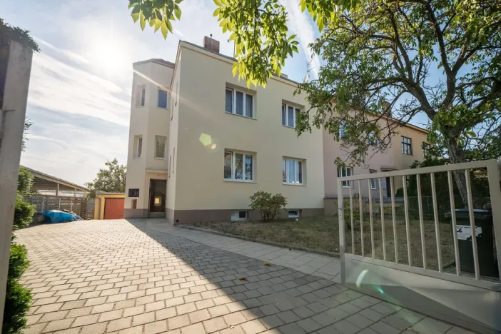 Pronájem bytu 1+kk, Znojmo, Vídeňská třída, 14 m2