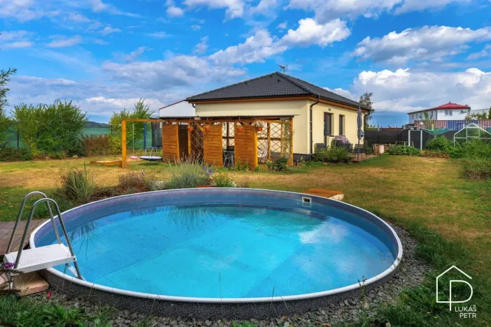 Prodej rodinného domu, Bystřice - Nesvačily, 67 m2