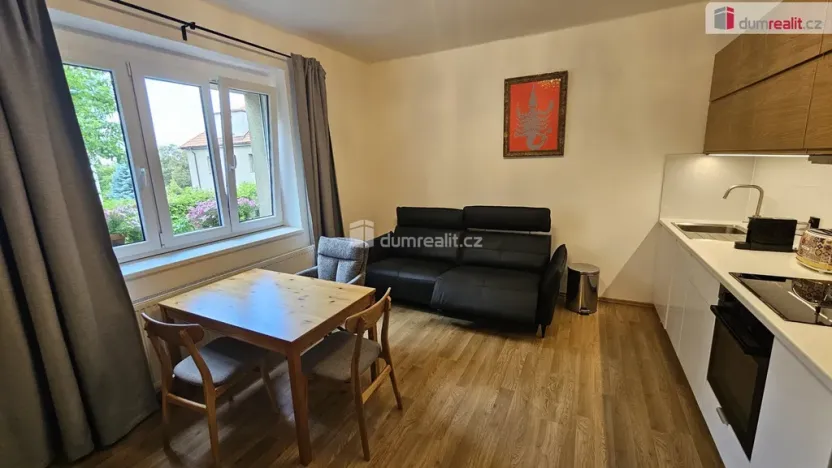 Pronájem bytu 2+kk, Praha - Libeň, Na stráži, 37 m2