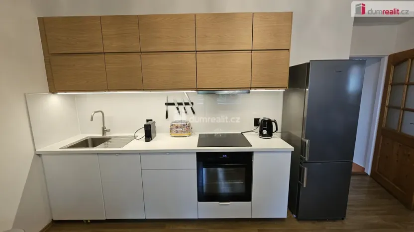 Pronájem bytu 2+kk, Praha - Libeň, Na stráži, 37 m2