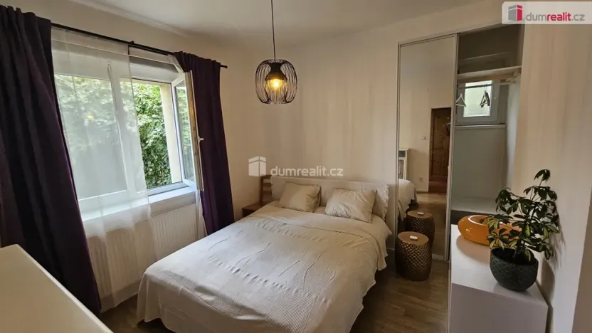 Pronájem bytu 2+kk, Praha - Libeň, Na stráži, 37 m2