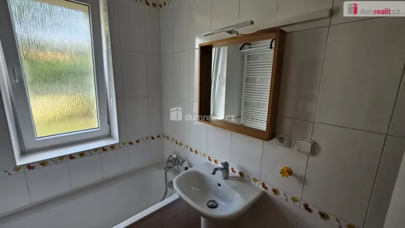 Pronájem bytu 2+kk, Praha - Libeň, Na stráži, 37 m2