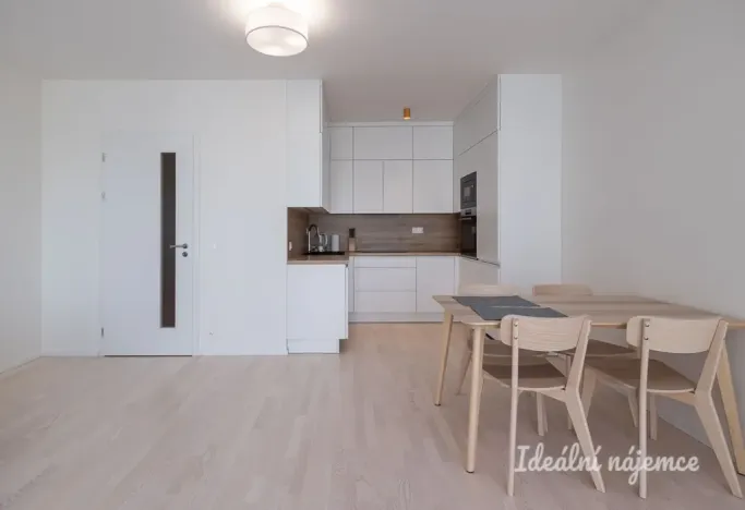 Pronájem bytu 2+kk, Praha - Libeň, Františka Kadlece, 56 m2