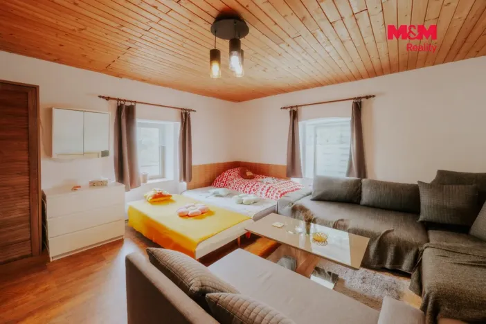 Prodej chalupy, Kadov - Lnářský Málkov, 250 m2