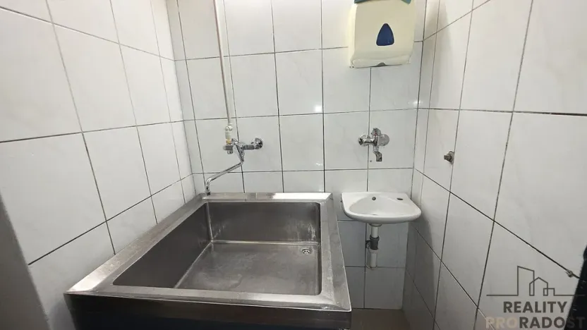 Pronájem restaurace, Rohatec, Vítězná, 195 m2