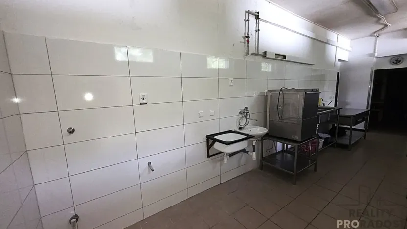 Pronájem restaurace, Rohatec, Vítězná, 195 m2