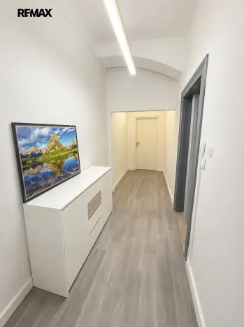 Pronájem obchodního prostoru, Kyjov, Masarykovo náměstí, 45 m2
