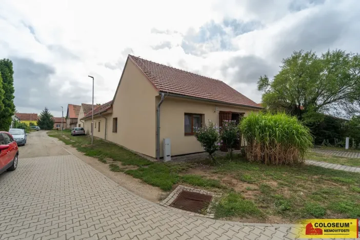 Prodej rodinného domu, Šumice, 165 m2