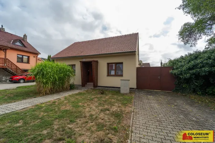 Prodej rodinného domu, Šumice, 165 m2