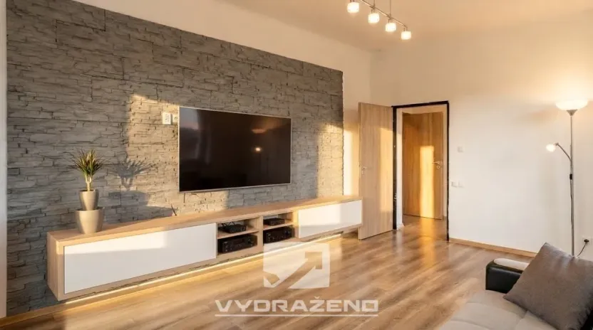 Prodej bytu 2+1, Kraslice, Čs. armády, 78 m2