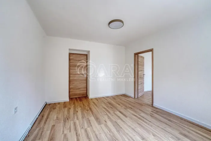 Prodej bytu 3+1, Vimperk - Vimperk II, Palackého, 90 m2