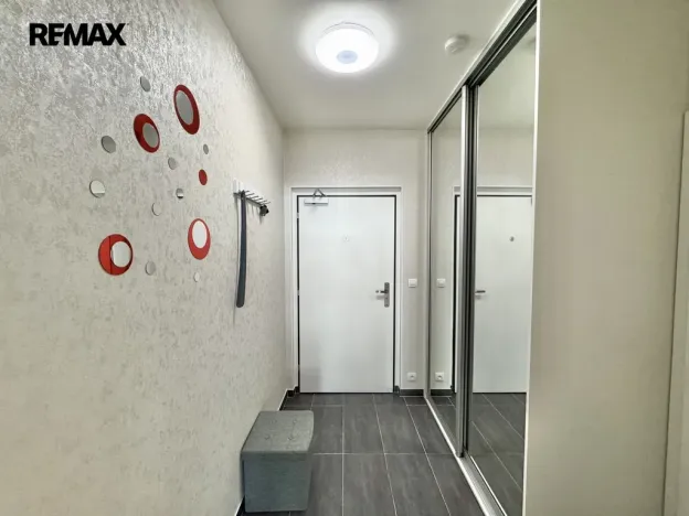 Prodej bytu 2+kk, Praha - Vysočany, Modrého, 61 m2