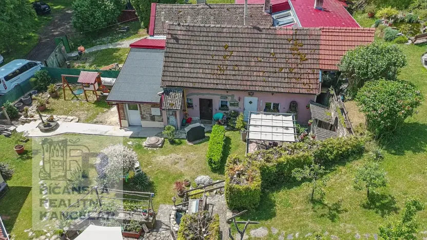 Prodej činžovního domu, Červené Pečky, Dobešovice, 617 m2