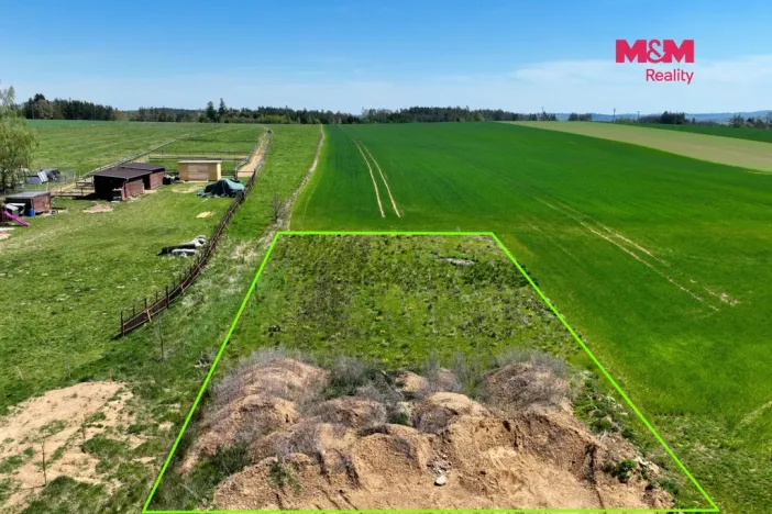 Prodej pozemku pro bydlení, Bácovice, 1600 m2