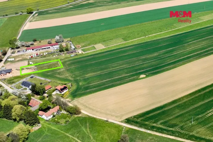 Prodej pozemku pro bydlení, Bácovice, 1600 m2