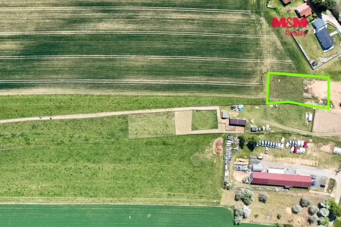 Prodej pozemku pro bydlení, Bácovice, 1600 m2