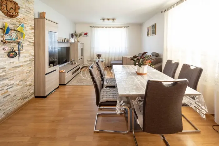Prodej bytu 3+1, Velký Borek, Vrutická, 71 m2