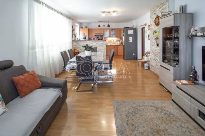Prodej bytu 3+1, Velký Borek, Vrutická, 71 m2