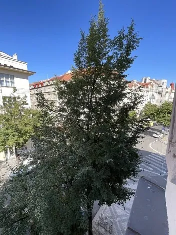 Pronájem bytu 3+kk, Praha, Bubenečská, 80 m2