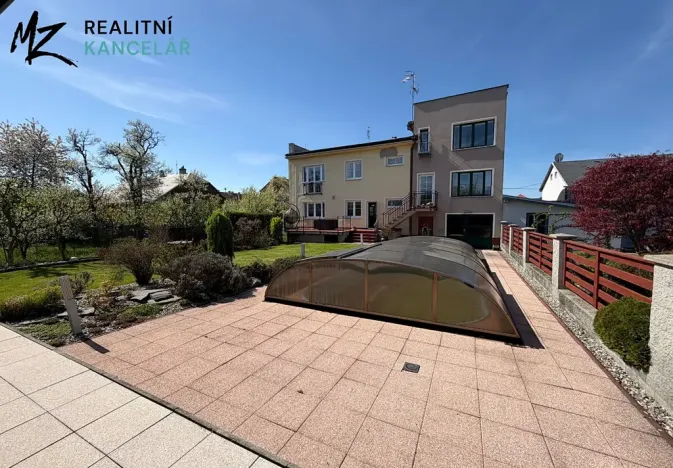 Prodej rodinného domu, Přáslavice, 300 m2